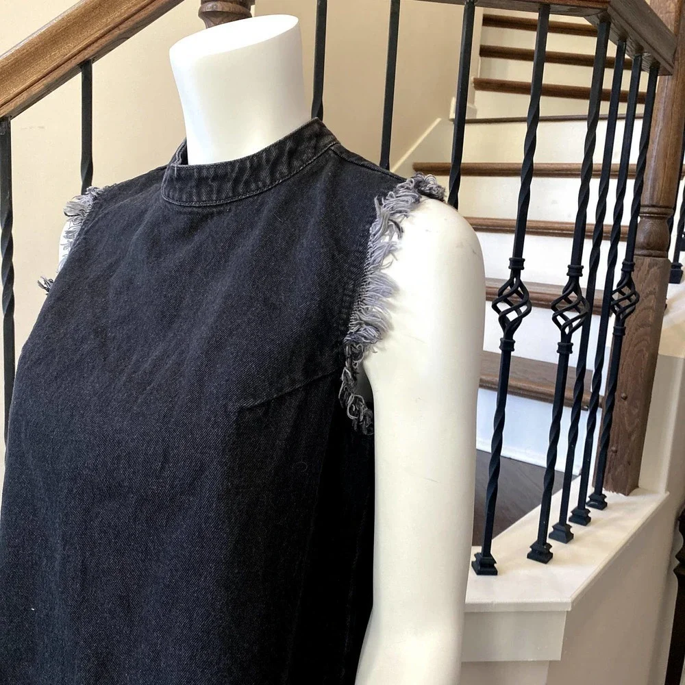 🎯FINAL SALE🎯 GAP 1969 Mock Neck Crop Top in Washed Black - N0420-5 - Picture 3 of 9